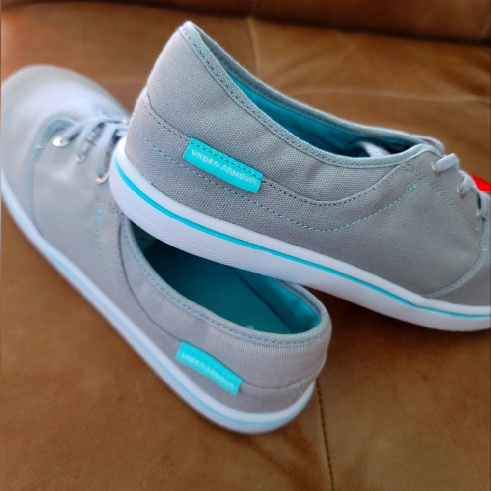 Under Armour Gray Sneakers with Turquoise Accents